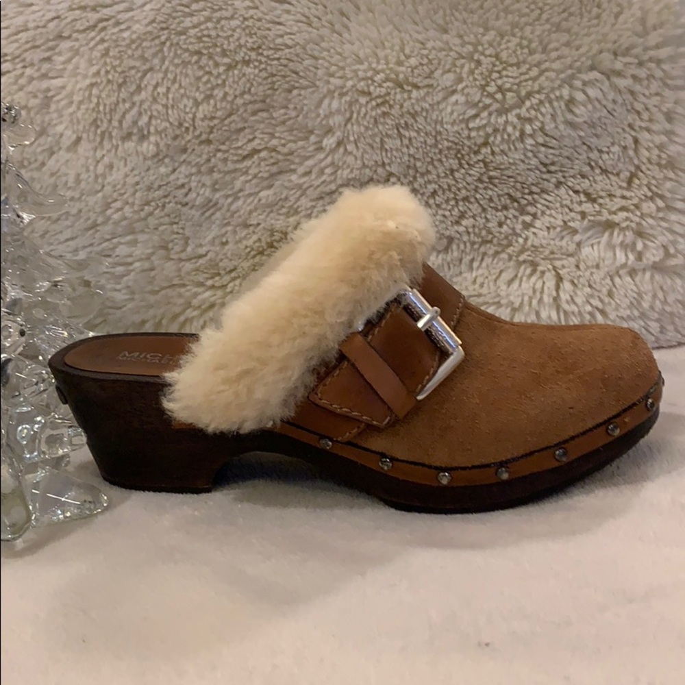 Michael Kors Clogs - Picture 5 of 9